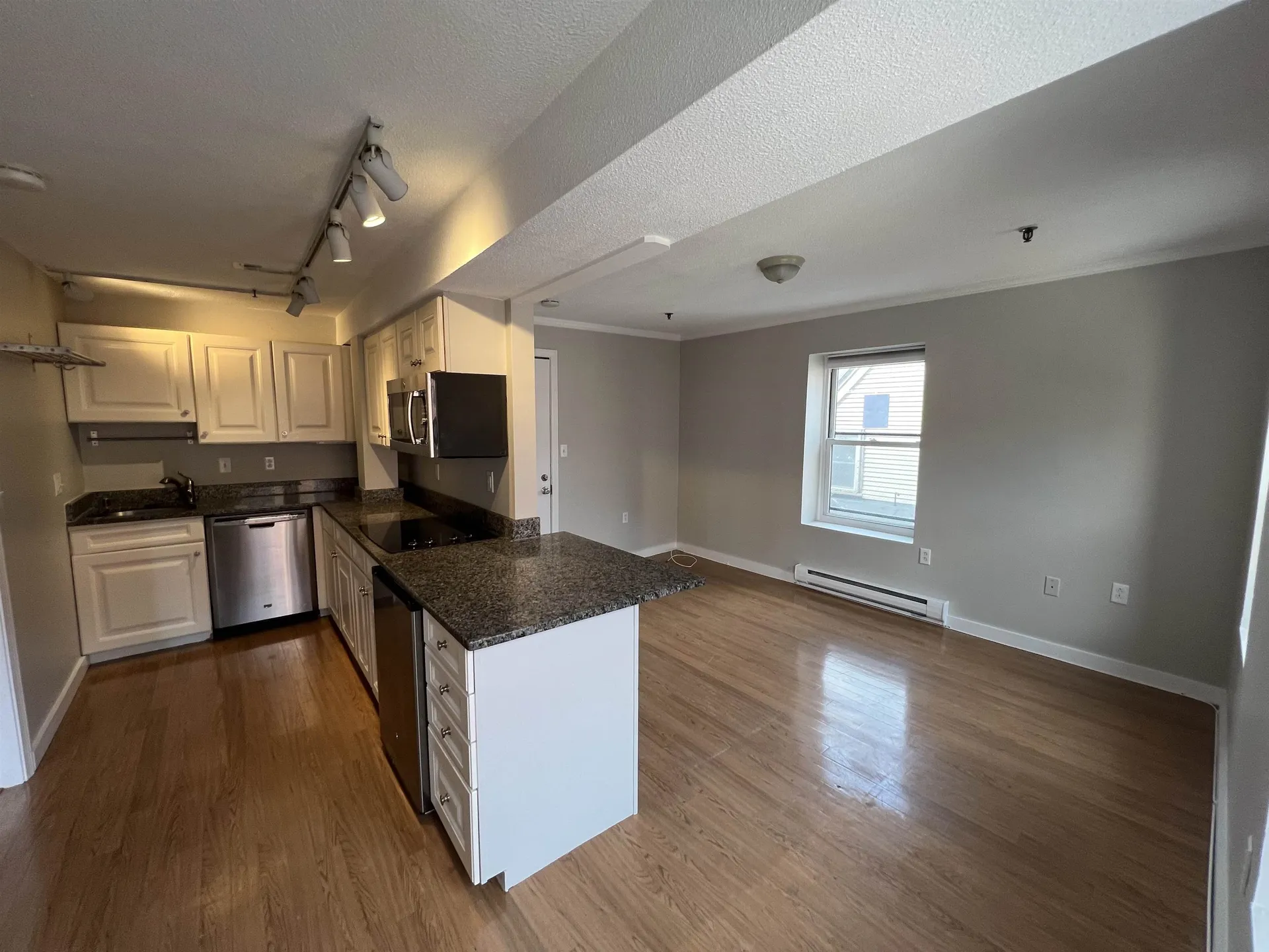 90 Fleet Street Portsmouth NH 03801