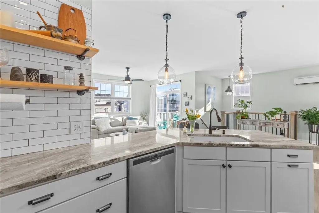 201 Holland Lane Williston VT 05495