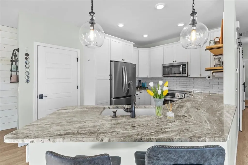 201 Holland Lane Williston VT 05495