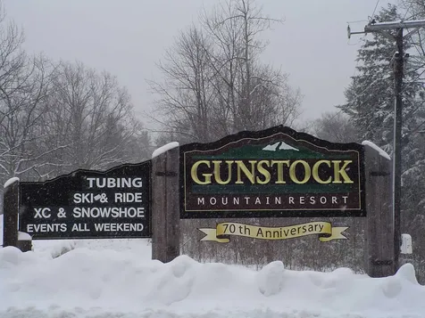 23 Treetop Circle Laconia NH 03246