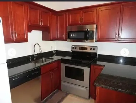 23 Treetop Circle Laconia NH 03246