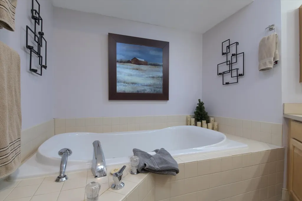 82 Day Break Drive Ludlow VT 05149