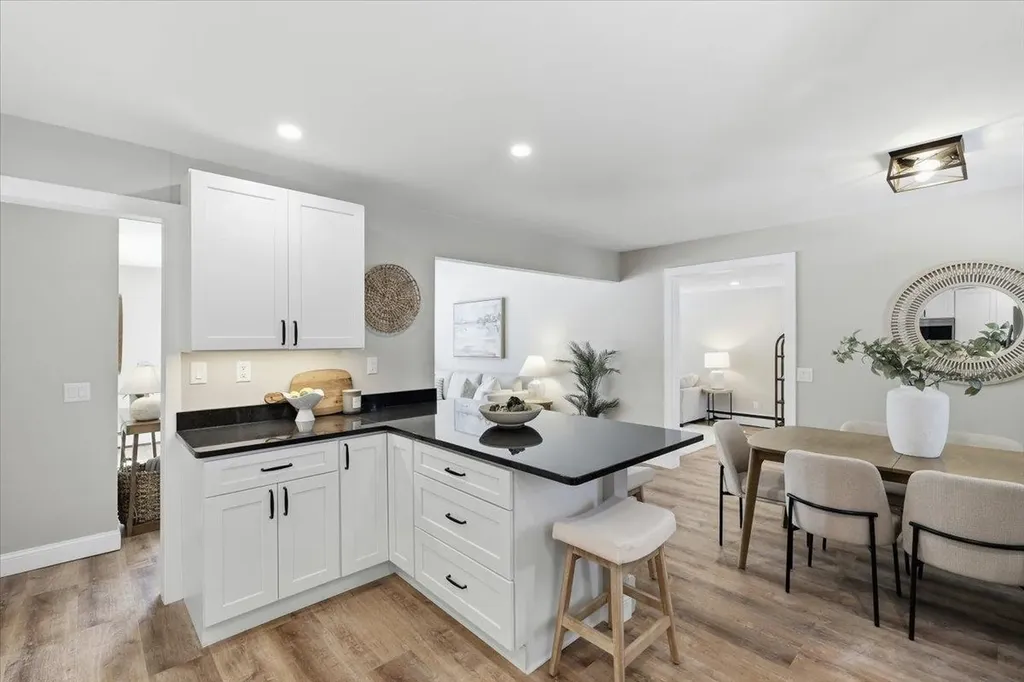 8 Park Drive Bedford NH 03110