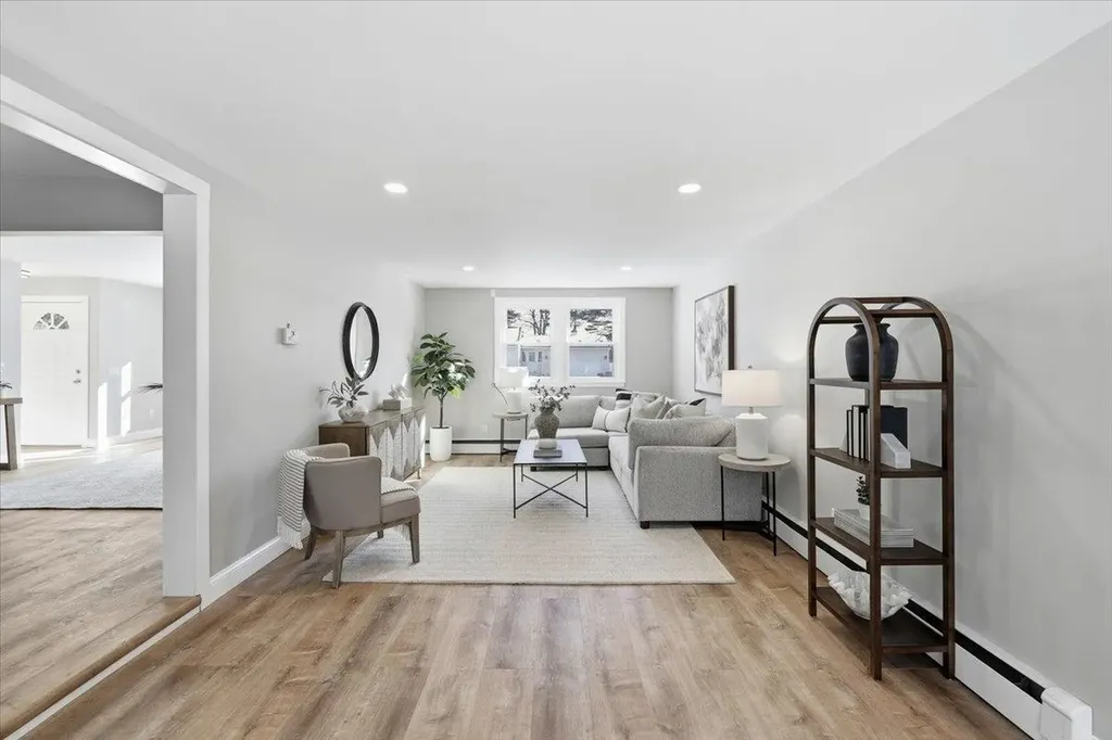 8 Park Drive Bedford NH 03110