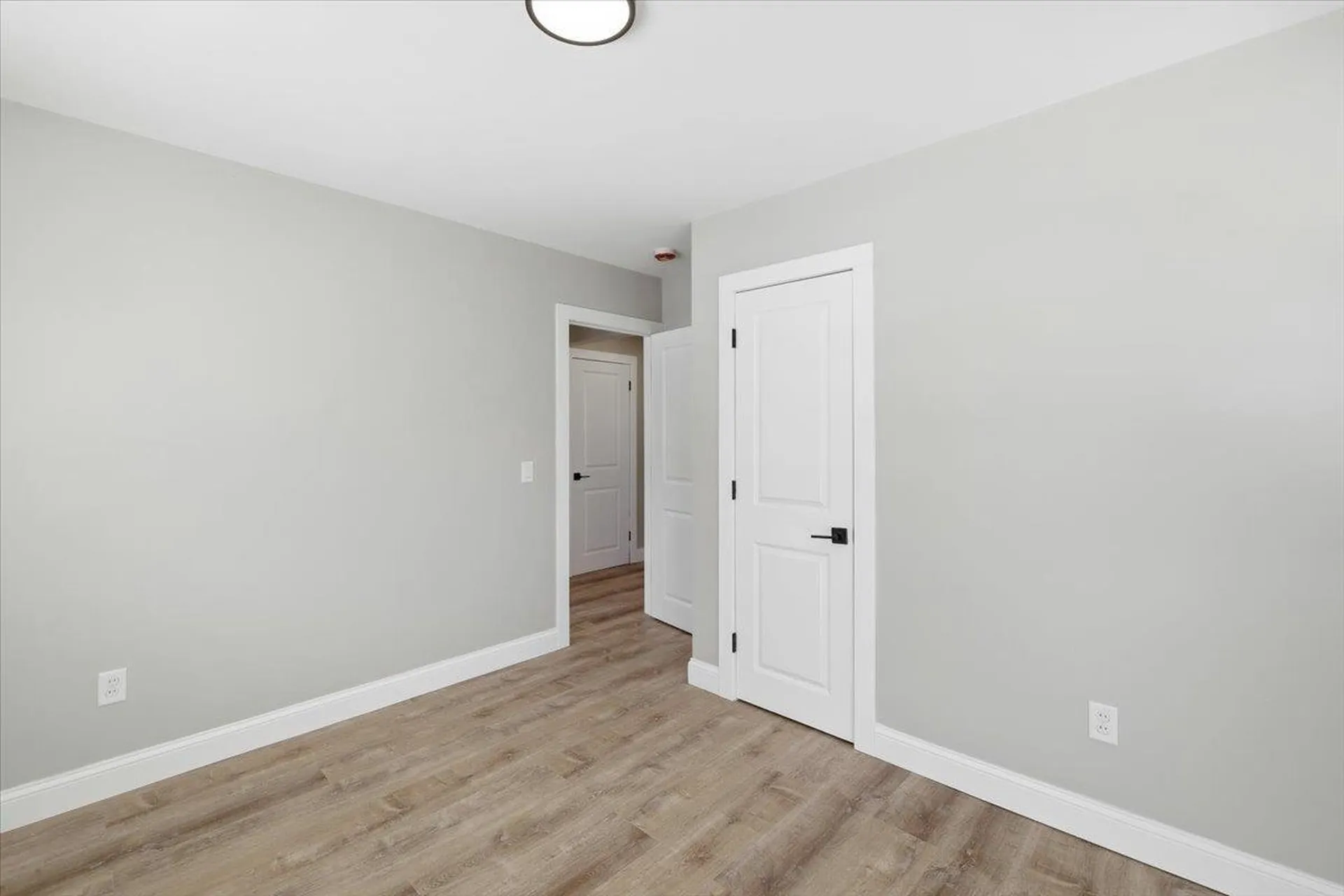 8 Park Drive Bedford NH 03110