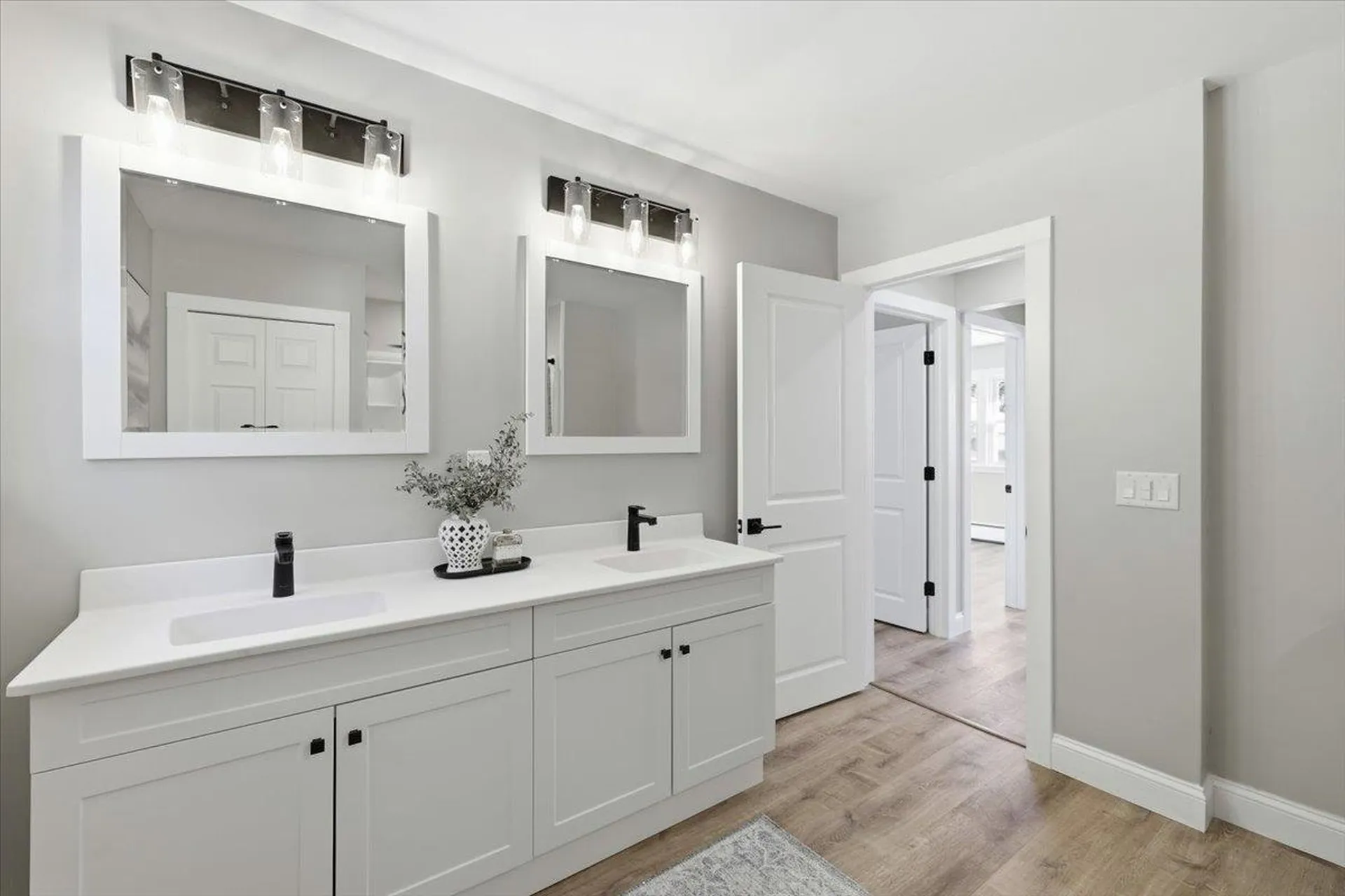 8 Park Drive Bedford NH 03110