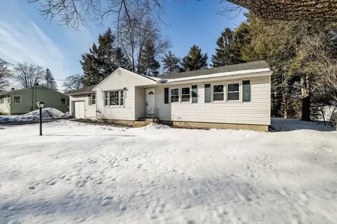 8 Park Drive Bedford NH 03110