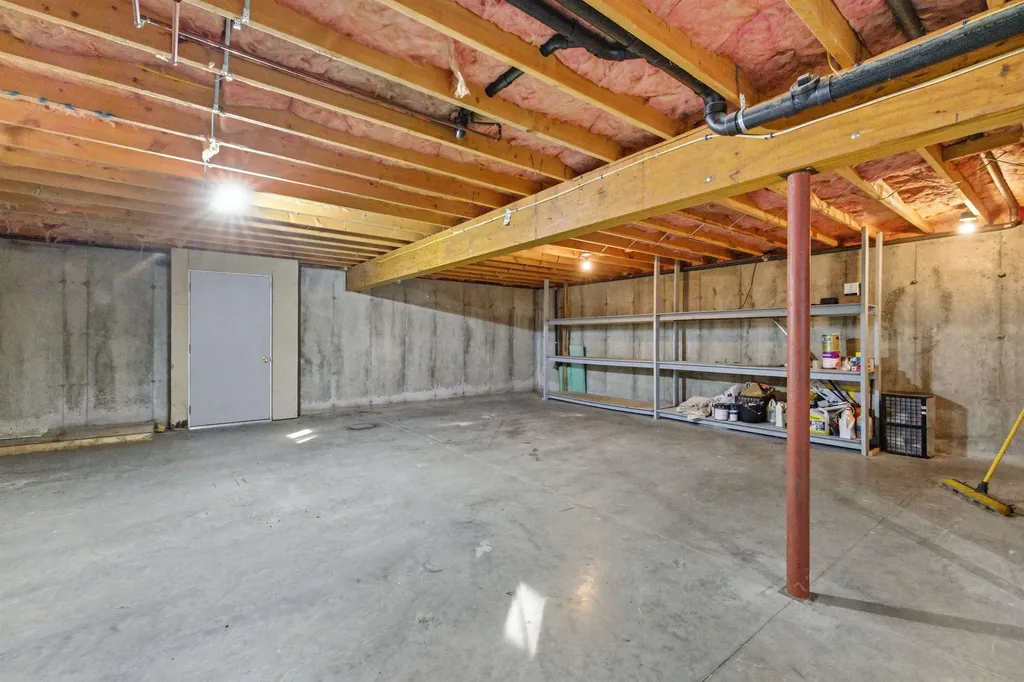 2 Oak Court Northwood NH 03261