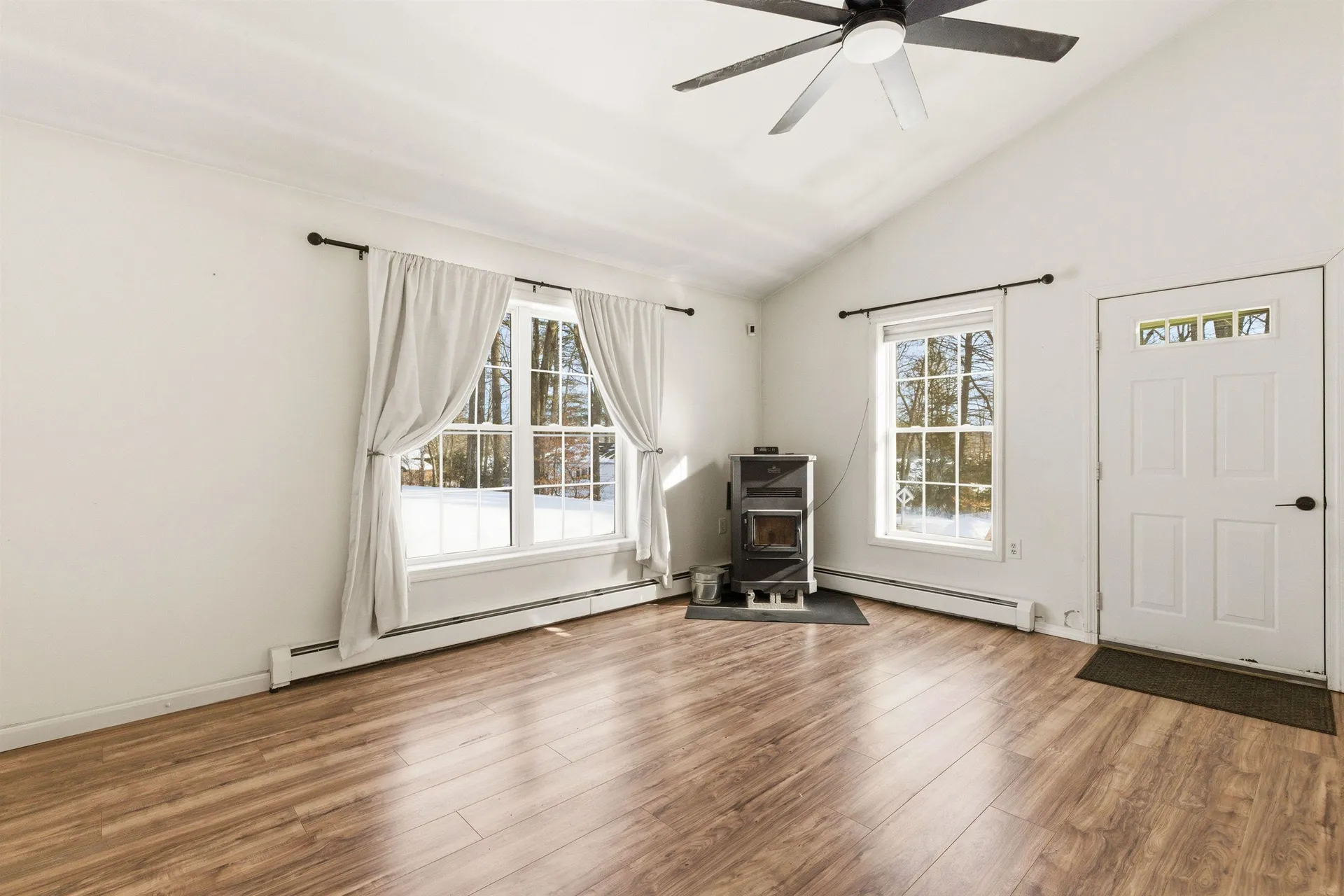 2 Oak Court Northwood NH 03261