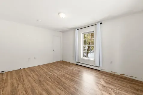 2 Oak Court Northwood NH 03261