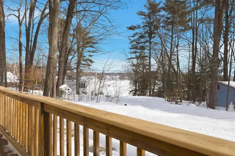 2 Oak Court Northwood NH 03261