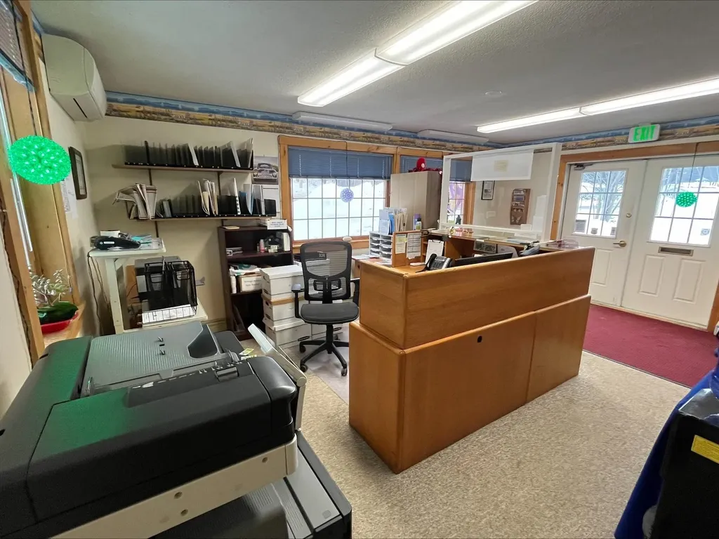 290 East Side Road Conway NH 03818