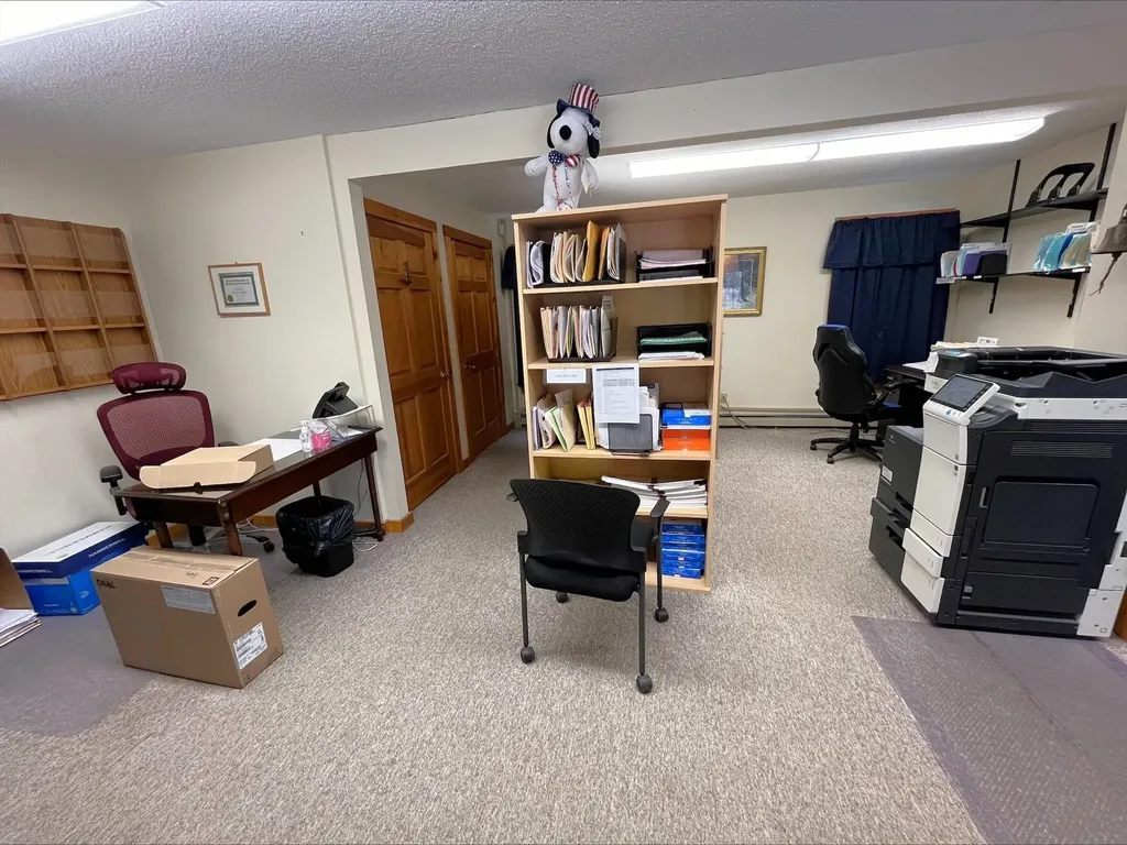 290 East Side Road Conway NH 03818