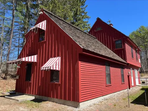 290 East Side Road Conway NH 03818