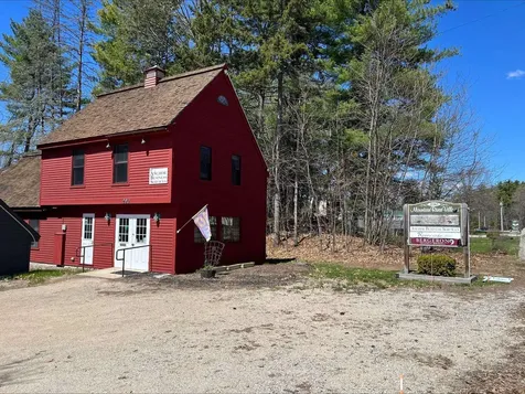 290 East Side Road Conway NH 03818
