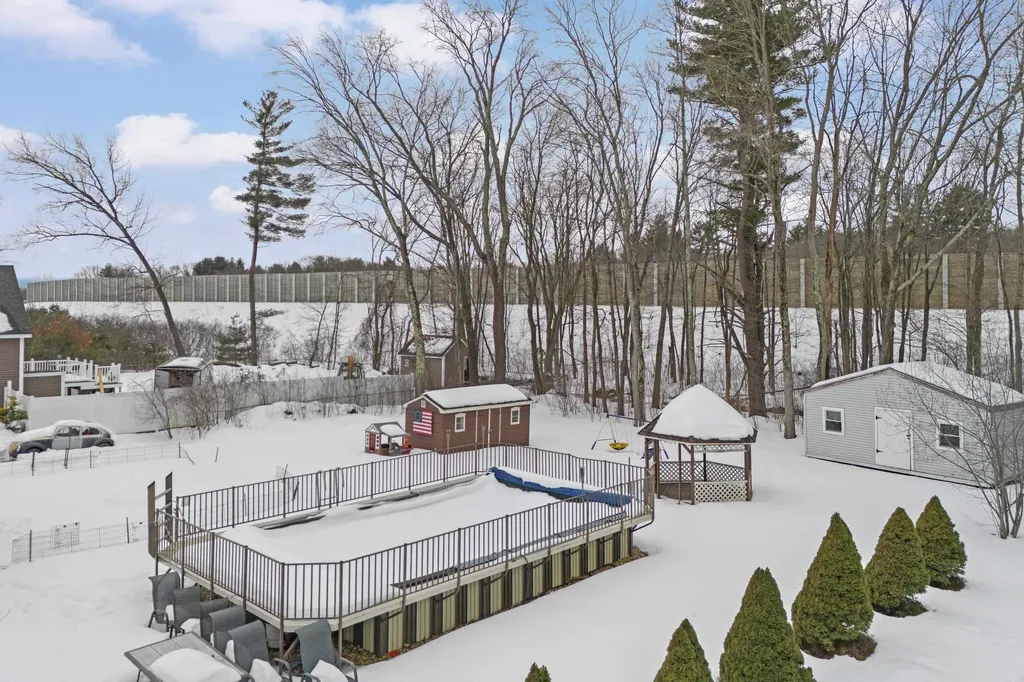 50 Haigh Avenue Salem NH 03079