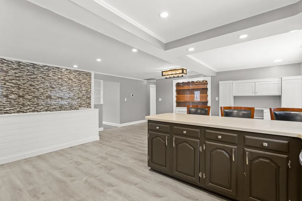 50 Haigh Avenue Salem NH 03079