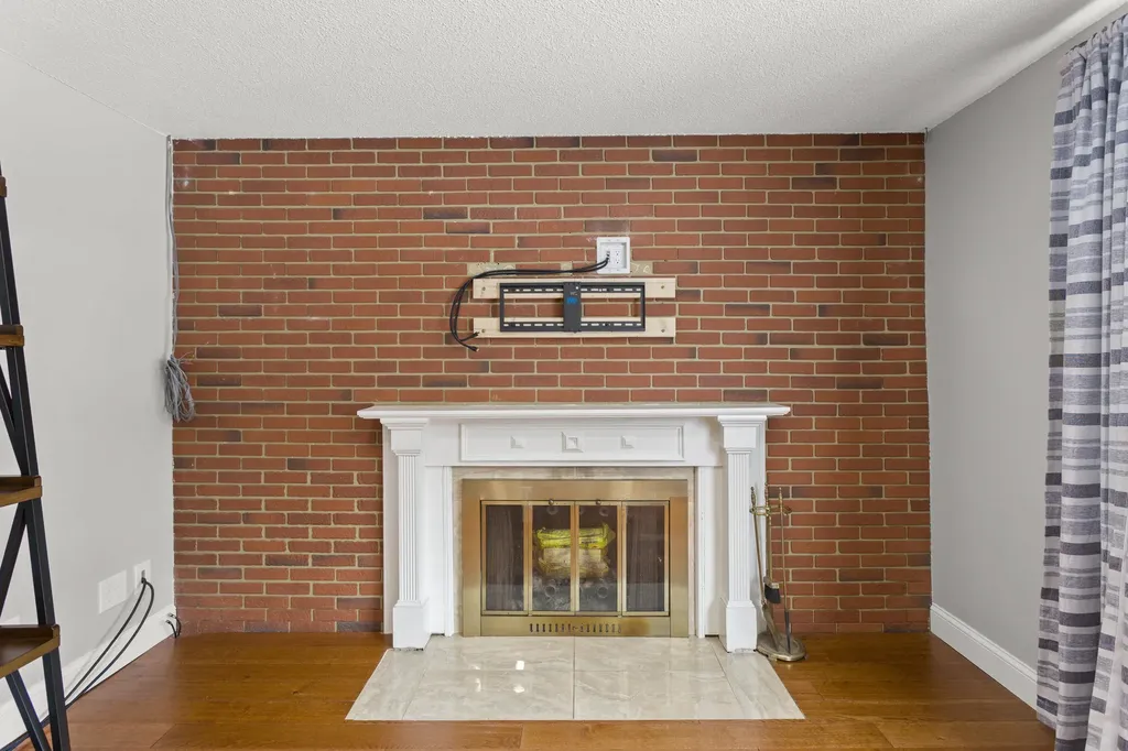 50 Haigh Avenue Salem NH 03079