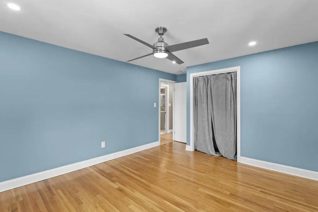 50 Haigh Avenue Salem NH 03079