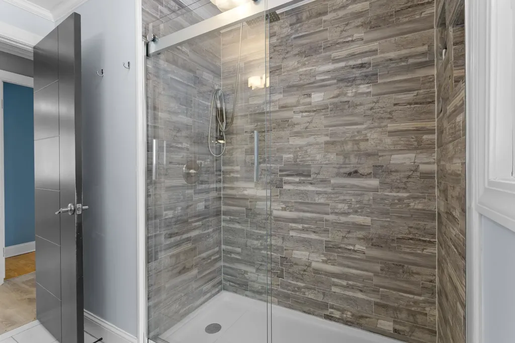 50 Haigh Avenue Salem NH 03079