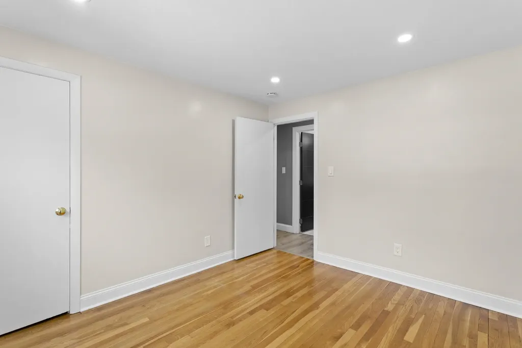 50 Haigh Avenue Salem NH 03079