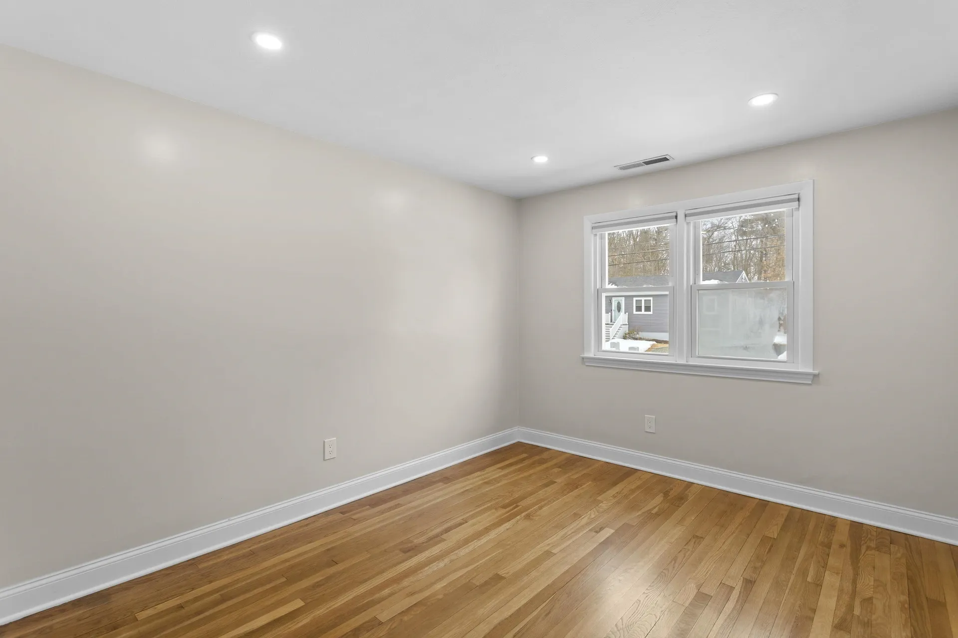 50 Haigh Avenue Salem NH 03079