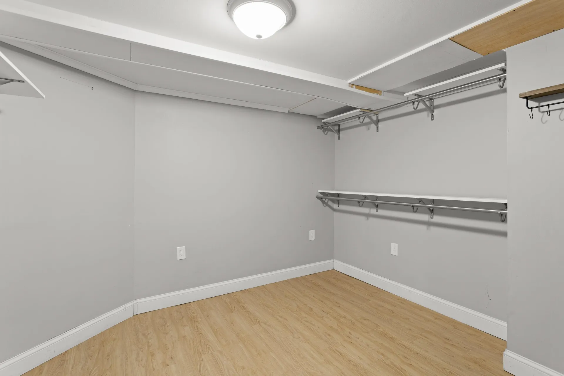 50 Haigh Avenue Salem NH 03079