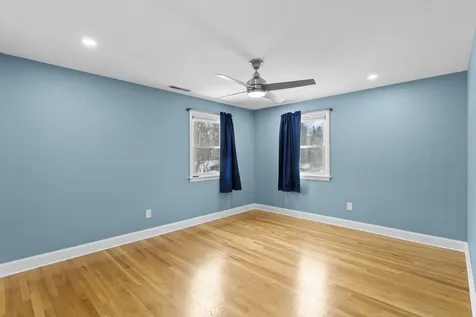 50 Haigh Avenue Salem NH 03079