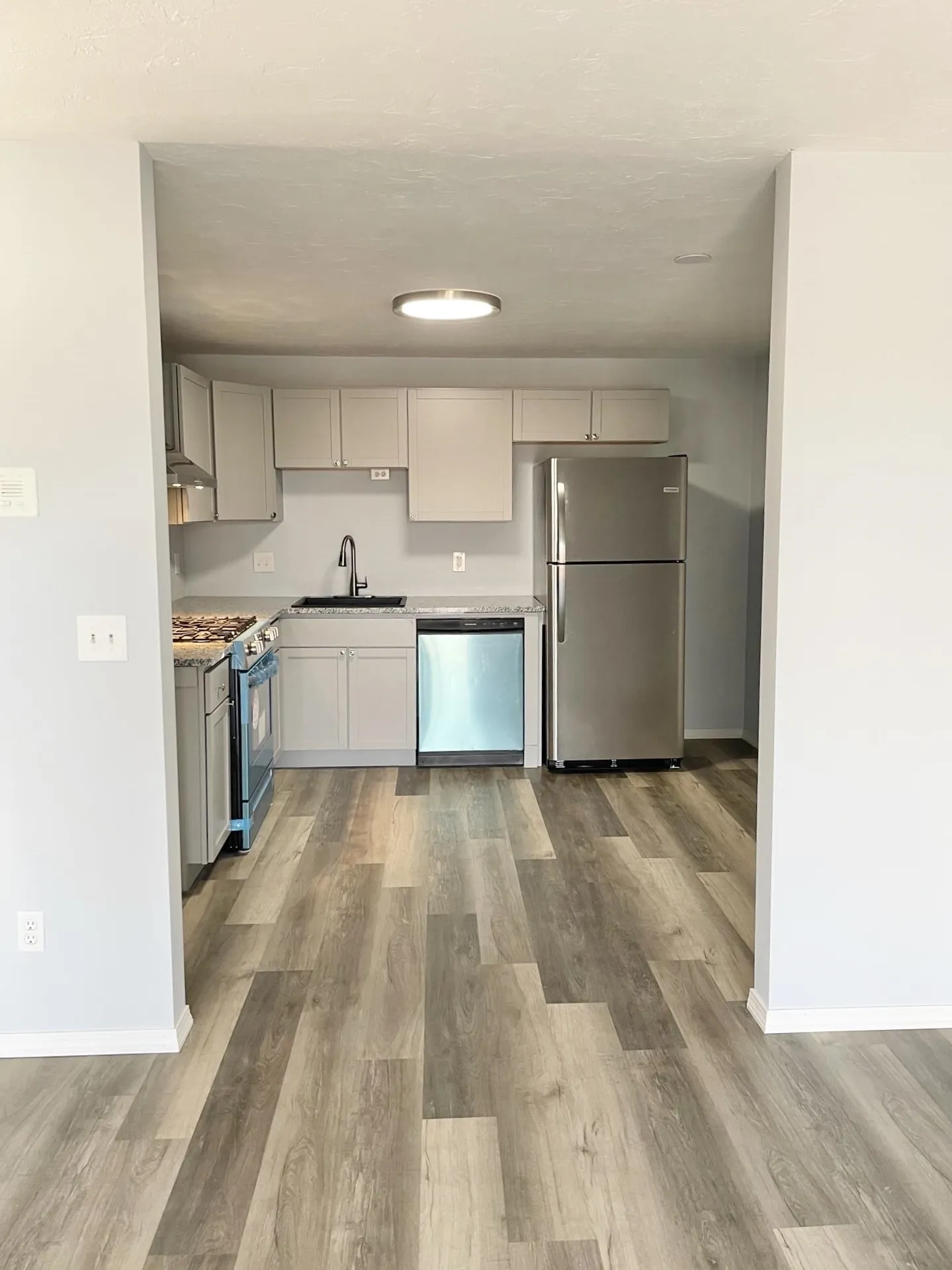 1311 Hanover Street Manchester NH 03103