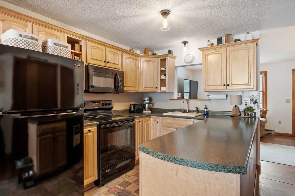 35 Lakewood Pines Road Bristol NH 03222