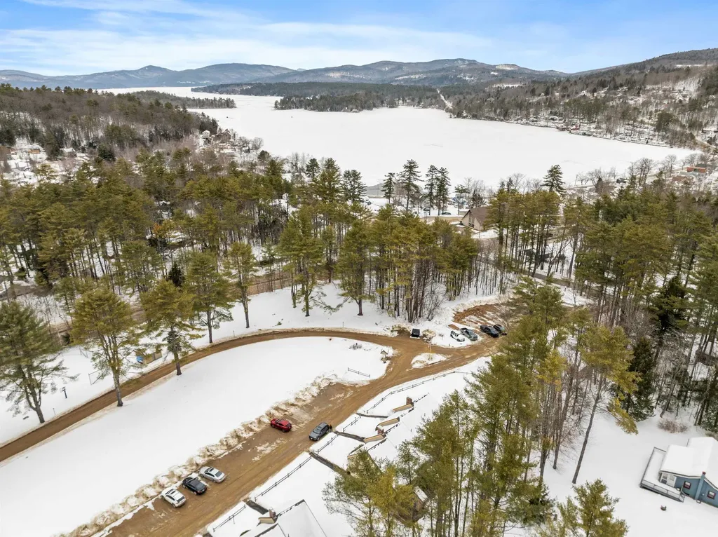 35 Lakewood Pines Road Bristol NH 03222