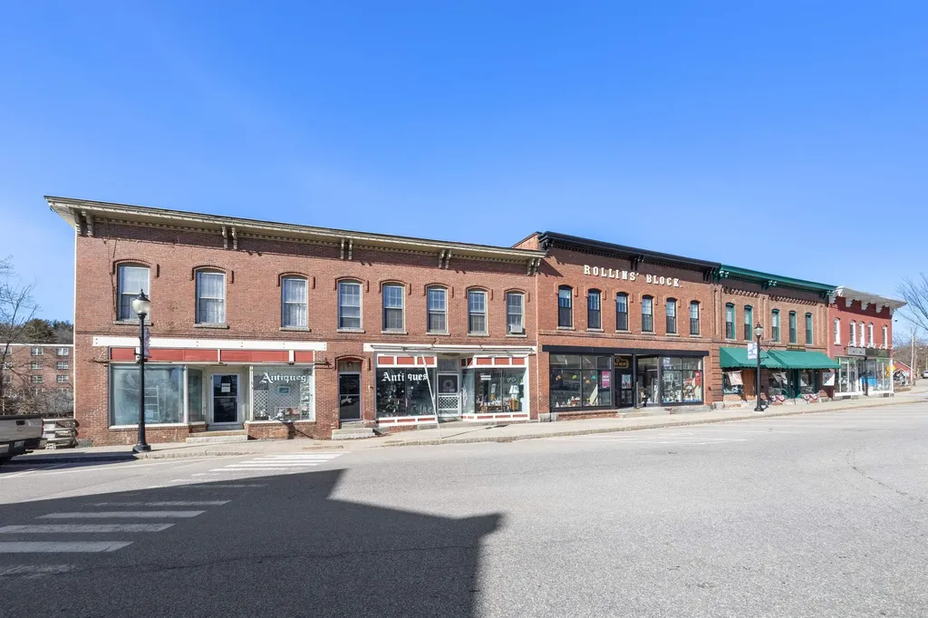 35 Lakewood Pines Road Bristol NH 03222