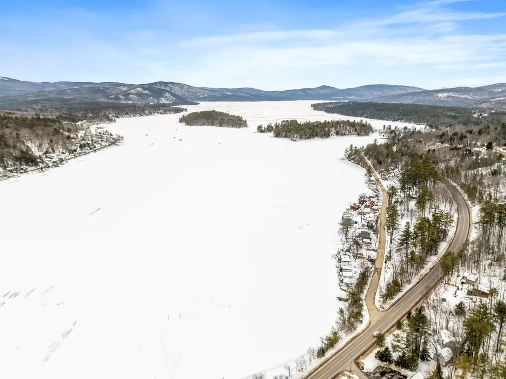 35 Lakewood Pines Road Bristol NH 03222