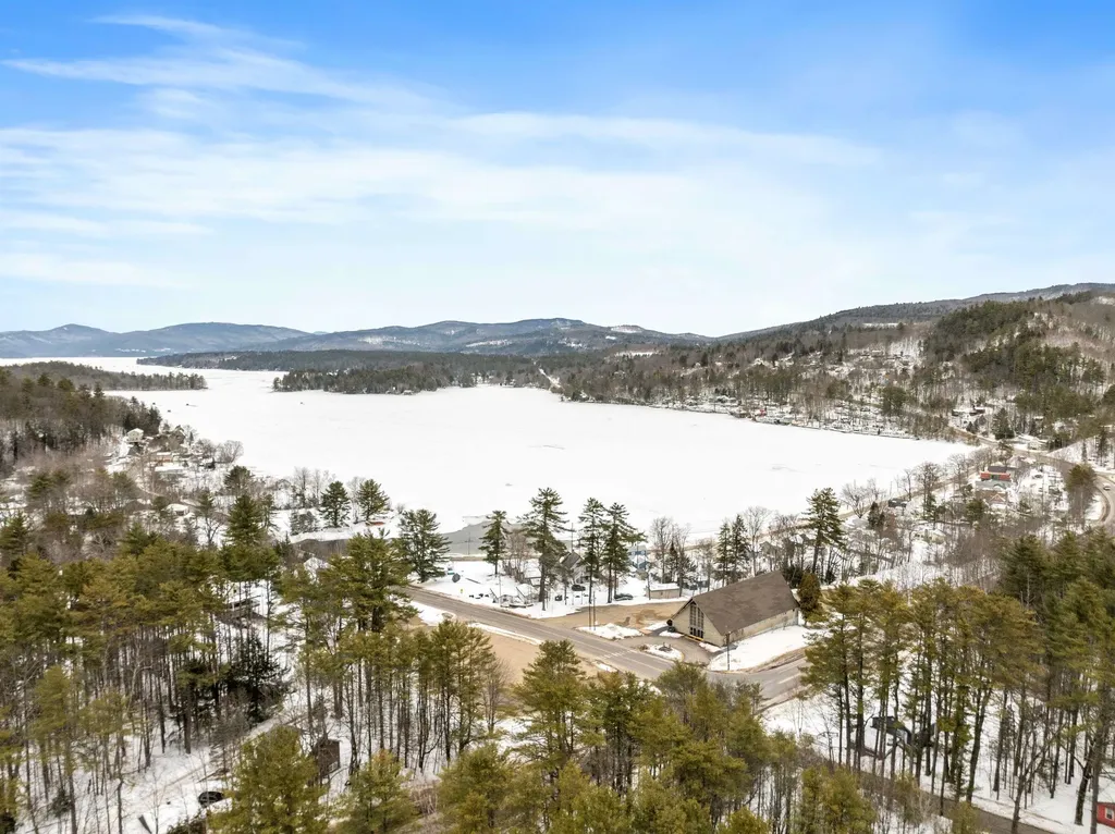 35 Lakewood Pines Road Bristol NH 03222