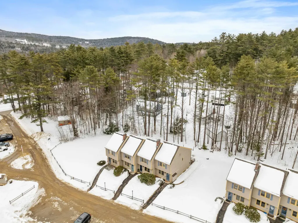 35 Lakewood Pines Road Bristol NH 03222