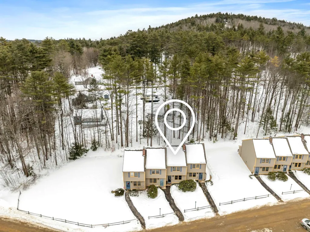 35 Lakewood Pines Road Bristol NH 03222