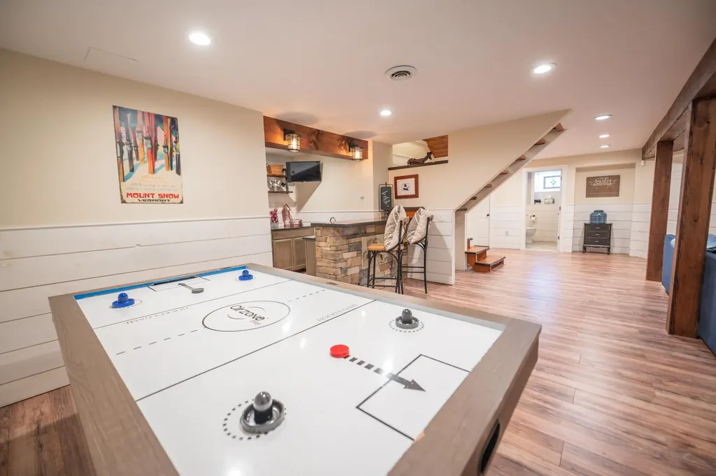 34 Binney Brook Road Wilmington VT 05363