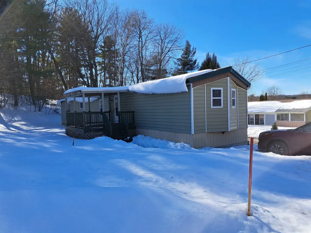 1025 Mountainview Avenue Charlestown NH 03603
