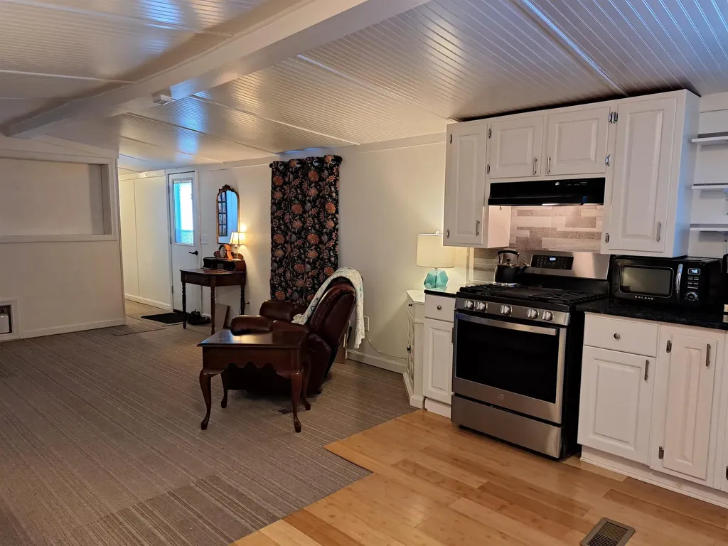 1025 Mountainview Avenue Charlestown NH 03603