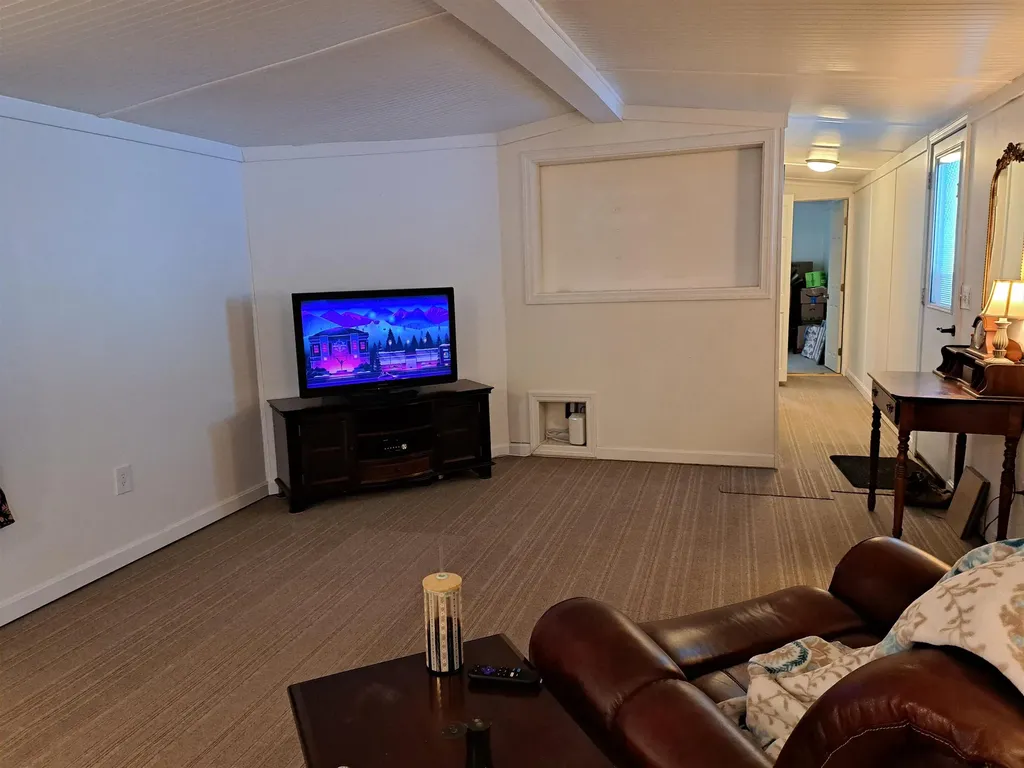 1025 Mountainview Avenue Charlestown NH 03603