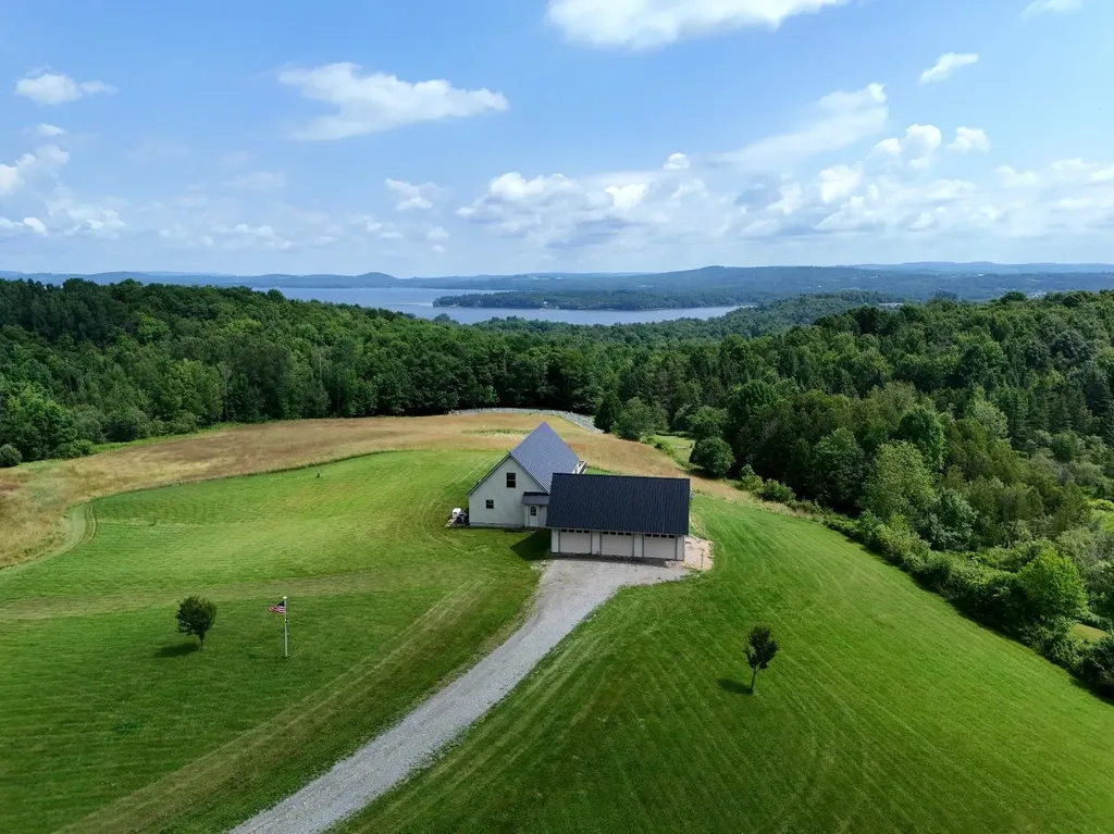 1293 City Farm Road Newport Town VT 05857