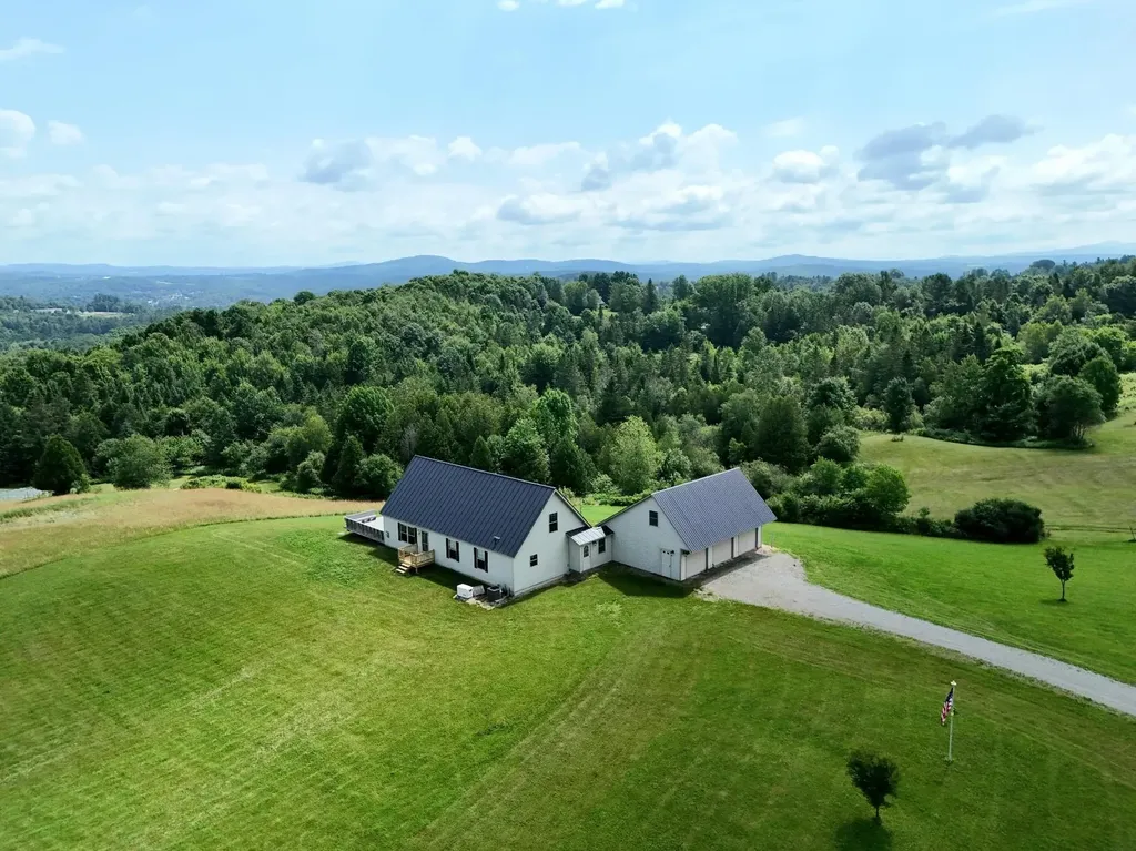 1293 City Farm Road Newport Town VT 05857