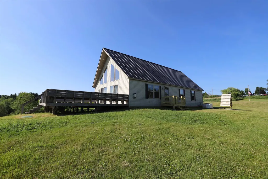 1293 City Farm Road Newport Town VT 05857