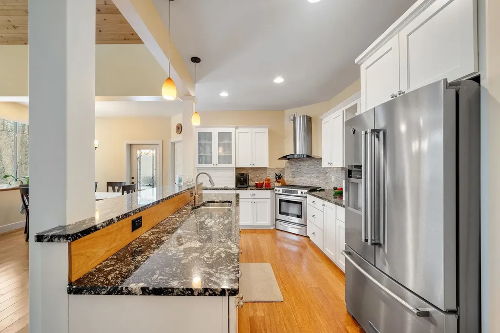 64 Webster Ridge Shelburne VT 05482