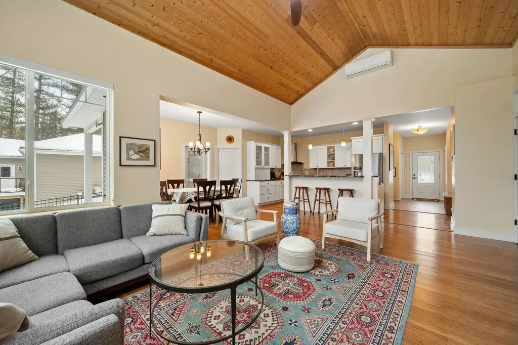 64 Webster Ridge Shelburne VT 05482