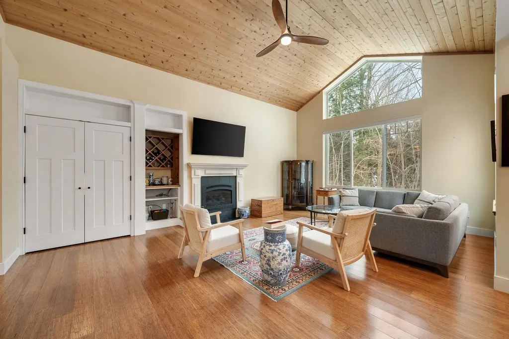 64 Webster Ridge Shelburne VT 05482