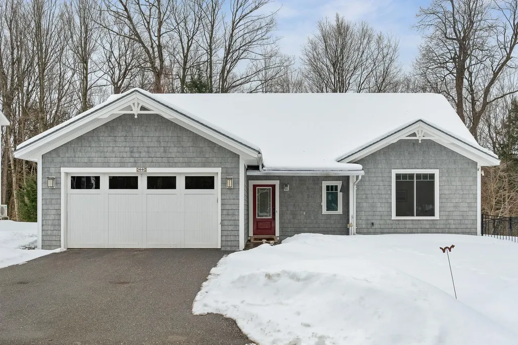 64 Webster Ridge Shelburne VT 05482