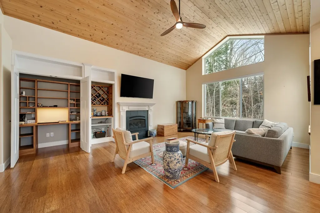 64 Webster Ridge Shelburne VT 05482