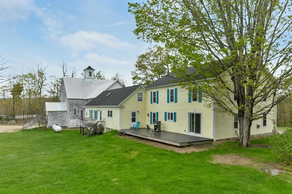 79 High Street Pittsfield NH 03263