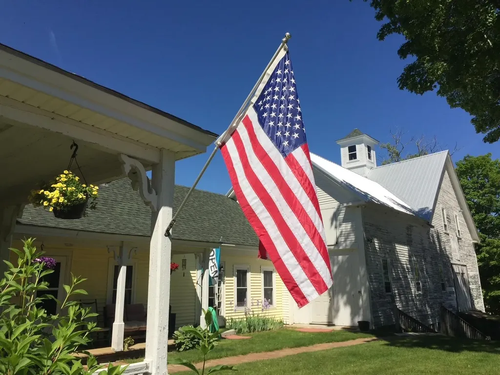 79 High Street Pittsfield NH 03263